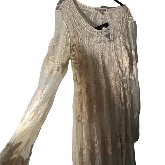 Fashion in Earth CROCHET LACE DRESS (FL) - Picture 6 of 12